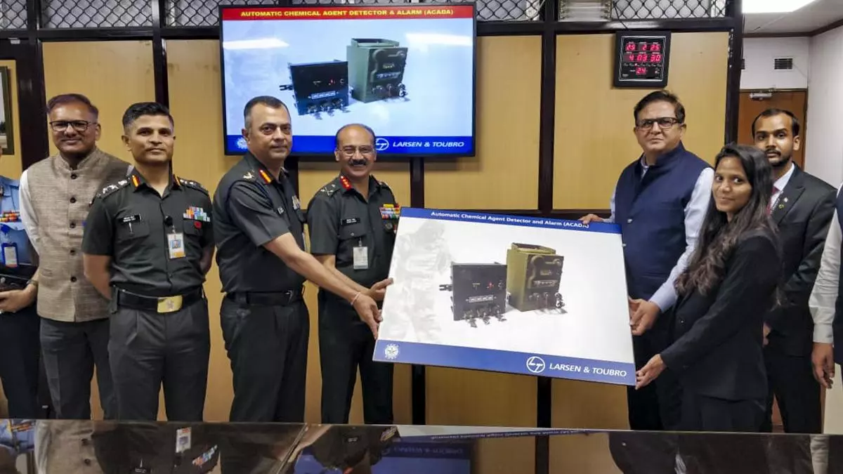INDIAN ARMY ने Automatic Chemical Agent Detection And Alarm की 223 इकाइयों की खरीद के लिए L&T कंपनी के साथ समझौता किया