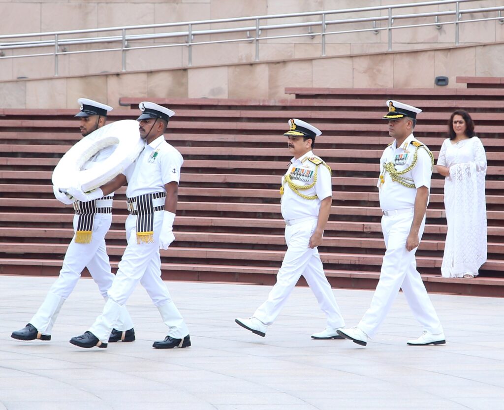 वाइस एडमिरल संजय वात्सायन