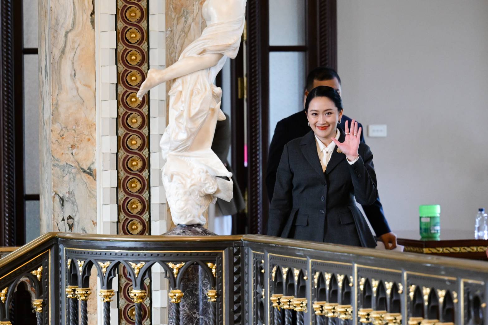 थाईलैंड के प्रधानमंत्री पैतोंगटार्न शिनावात्रा बर्खास्त, शिनावात्रा परिवार की राजनीति पर बड़ा झटका