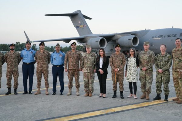 पाकिस्तान के Nur Khan एयरबेस से अमेरिकी C-17 Globemaster का टेक-ऑफ, क्या है गुप्त रणनीति?