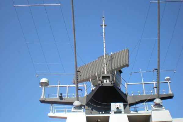 indian 0navy first 3d air surveillance radarl anza n