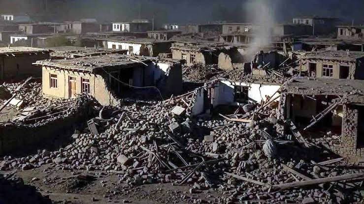 अफगानिस्तान में 6.0 तीव्रता का भीषण भूकंप: 800 मौतें, हजारों घायल और गांव मलबे में तब्दील