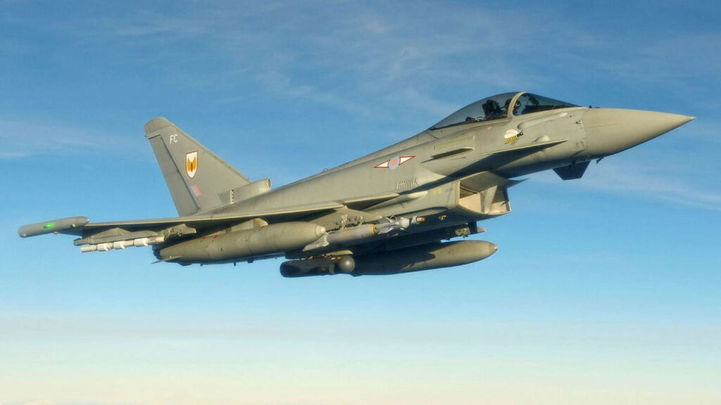 Raytheon UK ने Eurofighter Typhoon पर Paveway IV इंटीग्रेशन ट्रायल सफलतापूर्वक पूरे किए