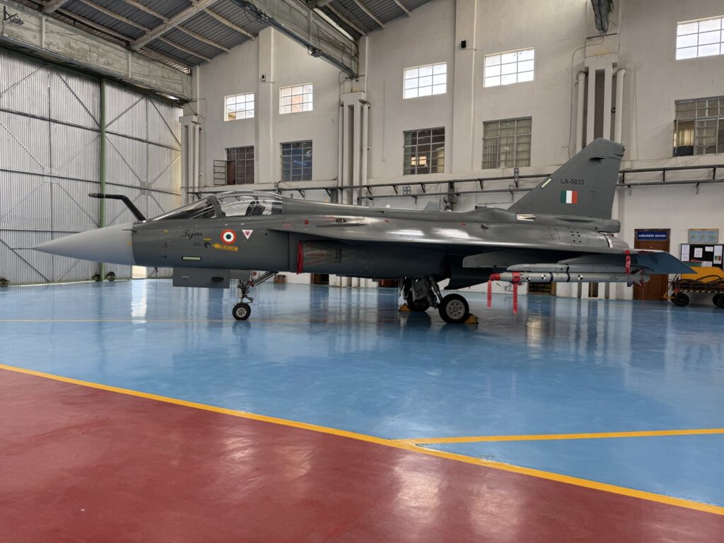 राजनाथ सिंह Nashik में करेंगे Tejas MK1A का शुभारंभ | HAL की तीसरी उत्पादन लाइन से भारत की रक्षा शक्ति को नई रफ़्तार