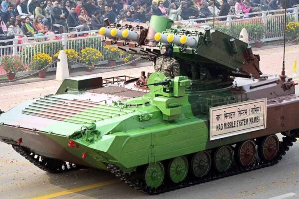 रक्षा अधिग्रहण परिषद ने ₹79,000 करोड़ के बड़े रक्षा प्रस्ताव मंजूर किए — सेना, नौसेना व वायु सेना के लिए प्रमुख खरीदें