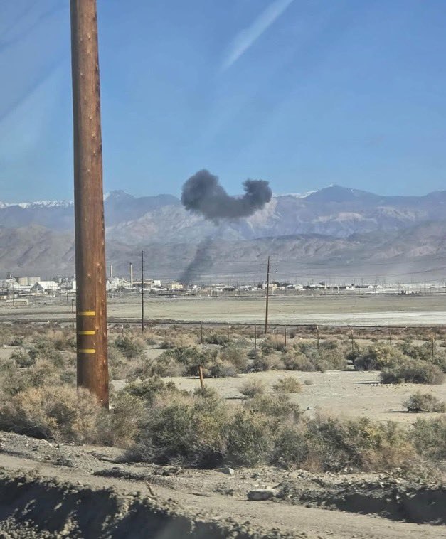 US Air Force F-16 Thunderbirds Jet Crashes Near Trona Airport, Pilot Safely Ejects