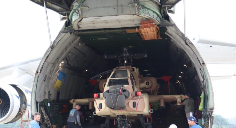 Indian Army Gets Final Apache AH-64E Helicopters | US-India Defense Partnership Boost