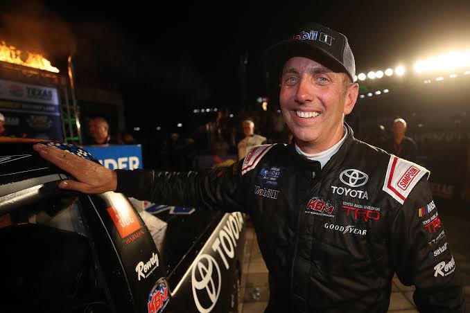 North Carolina Plane Crash: प्राइवेट जेट हादसे में पूर्व NASCAR ड्राइवर ग्रेग बिफल समेत 7 की मौत