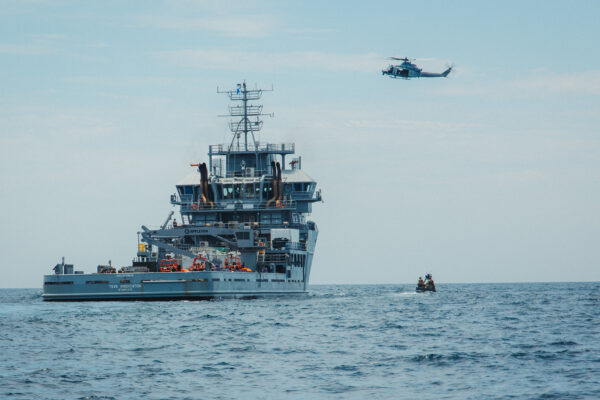 अमेरिका और रूस तनाव: वेनेज़ुएला से जुड़ा रूसी ऑयल टैंकर अमेरिका ने यूरोपीय जलक्षेत्र में जब्त किया