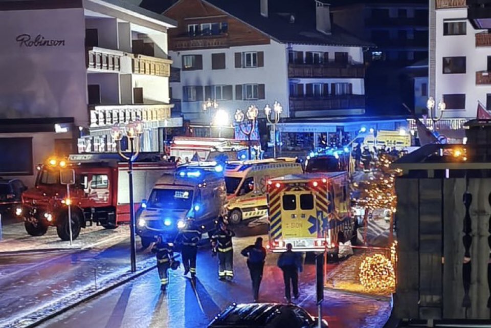 न्यू ईयर सेलिब्रेशन के दौरान स्विट्ज़रलैंड के क्रांस-मोंटाना में भीषण विस्फोट, बार में आग लगने से करीब 40 की मौत, 100 से ज्यादा घायल