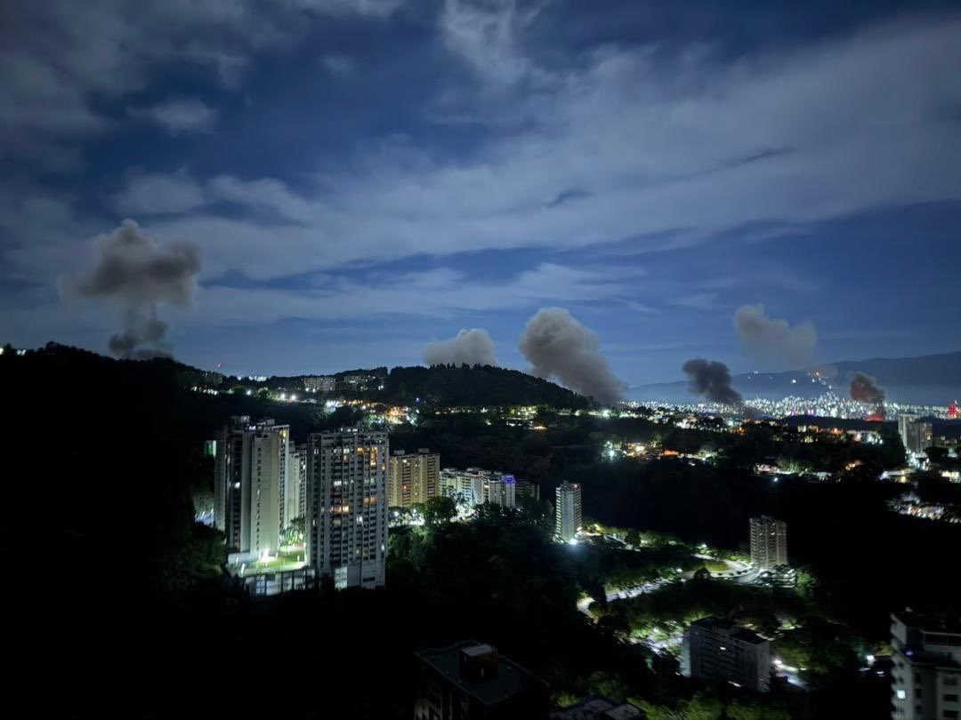 Caracas Blasts: वेनेज़ुएला में विस्फोटों के बाद राष्ट्रीय आपातकाल, अमेरिका पर आक्रमण का आरोप