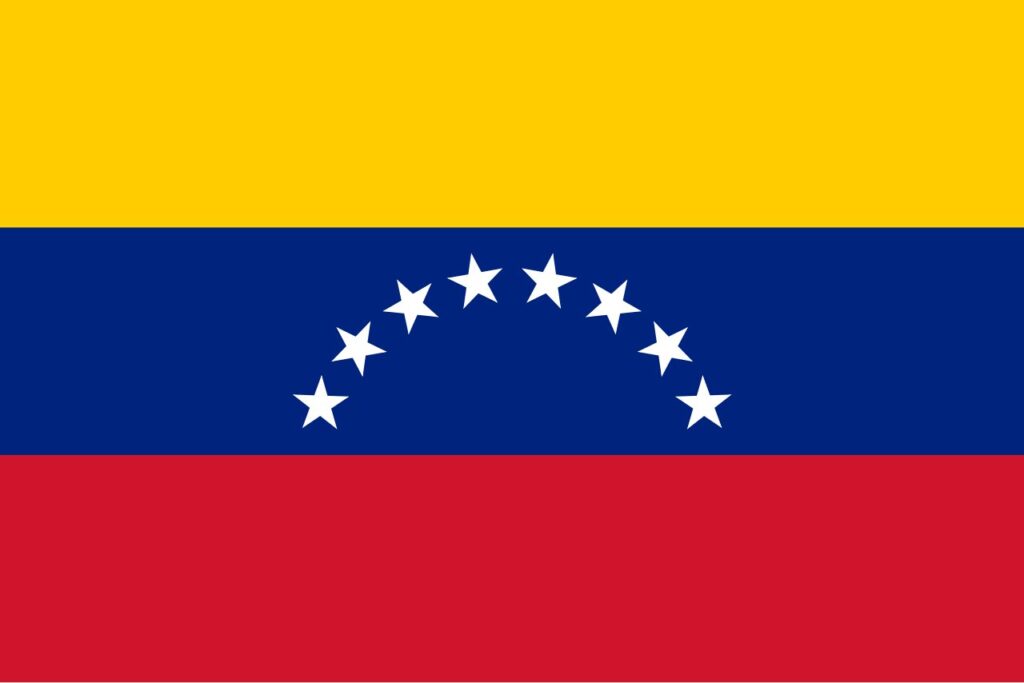 Caracas Blasts: वेनेज़ुएला में विस्फोटों के बाद राष्ट्रीय आपातकाल, अमेरिका पर आक्रमण का आरोप
