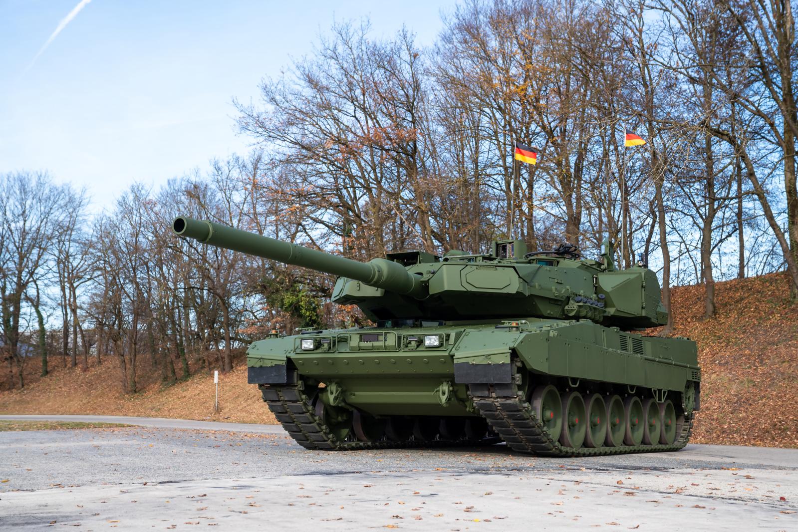 LEOPARD 2A8 अब अजेय! €330 MILLION TROPHY APS DEAL