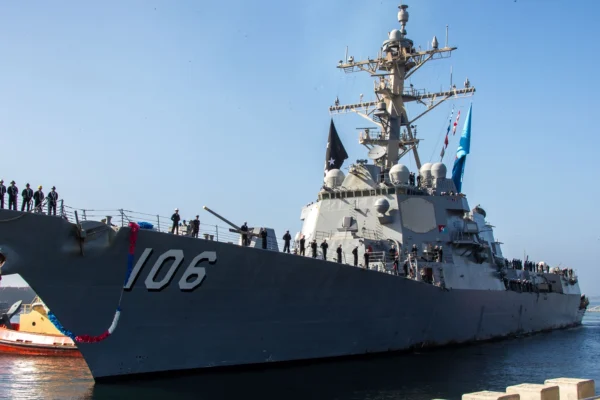 BAE Systems को यू.एस. नेवी से $98 मिलियन के कॉन्ट्रैक्ट मिले हैं, जिनके तहत USS Kansas City और USS Stockdale युद्धपोतों का रखरखाव और आधुनिकीकरण किया जाएगा।