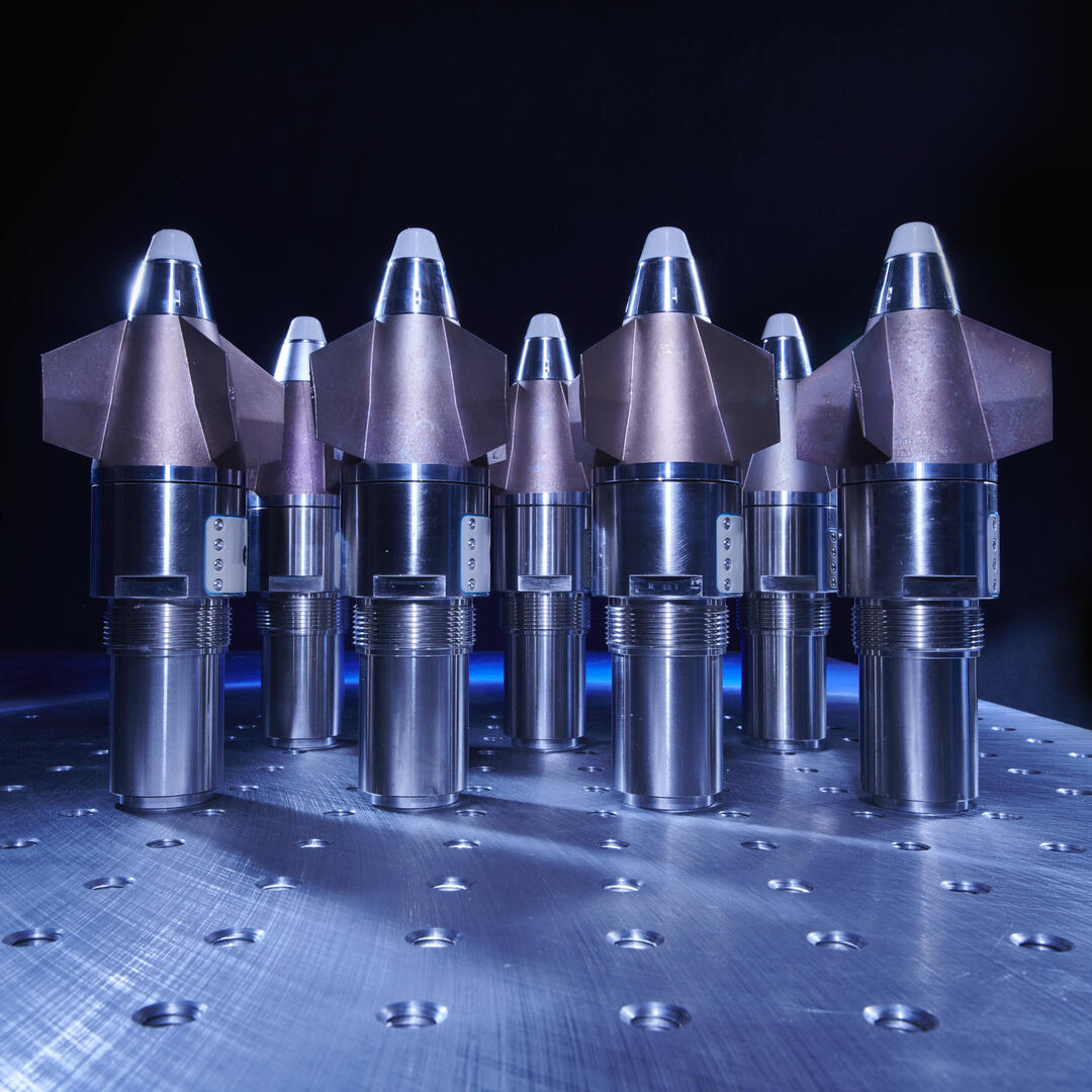 पोलैंड की Niewiadow और Northrop Grumman के बीच 155 मिमी तोप गोला-बारूद उत्पादन को लेकर समझौता