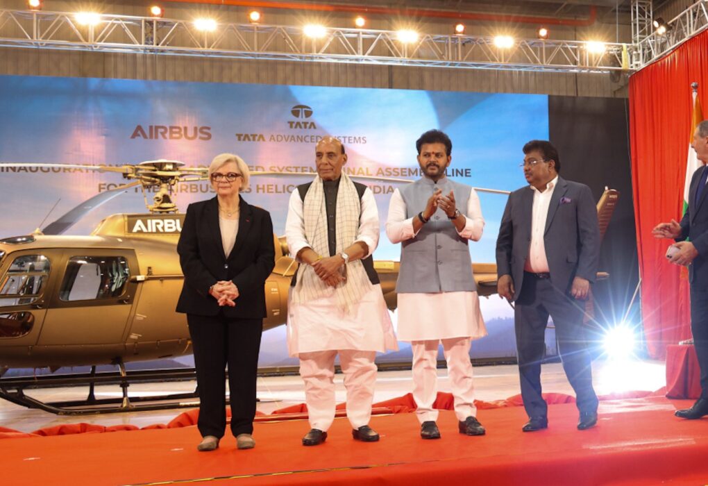 भारत में बनेगा H-125 हेलिकॉप्टर: पीएम मोदी और फ्रांस के राष्ट्रपति ने टाटा-एयरबस असेंबली लाइन का किया उद्घाटन