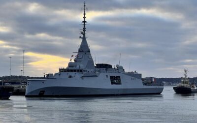 फ्रांस ने स्वीडन को दिखाया नया फ्रिगेट युद्धपोत, 5 अरब डॉलर की नौसैनिक डील पर नज़र