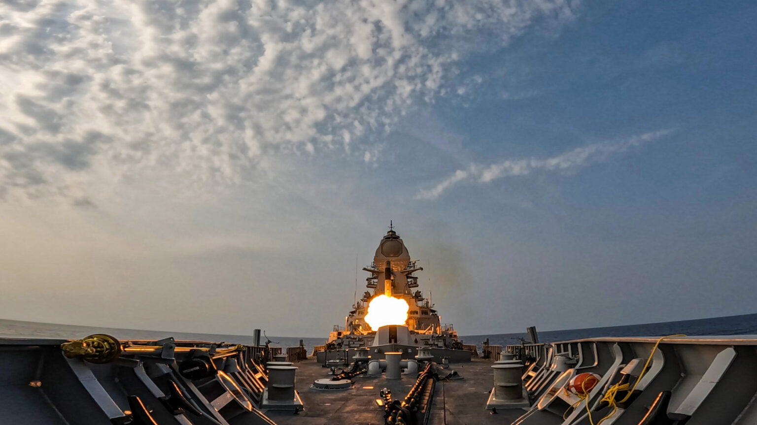 इंडोनेशिया खरीदेगा भारत की ब्रह्मोस मिसाइल, एशिया में बढ़ी भारत की सैन्य ताकत