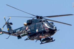 भारत का घातक स्वदेशी अटैक हेलीकॉप्टर HAL Rudra बना दुश्मनों का काल, पहाड़ों में भी देता है करारा जवाब