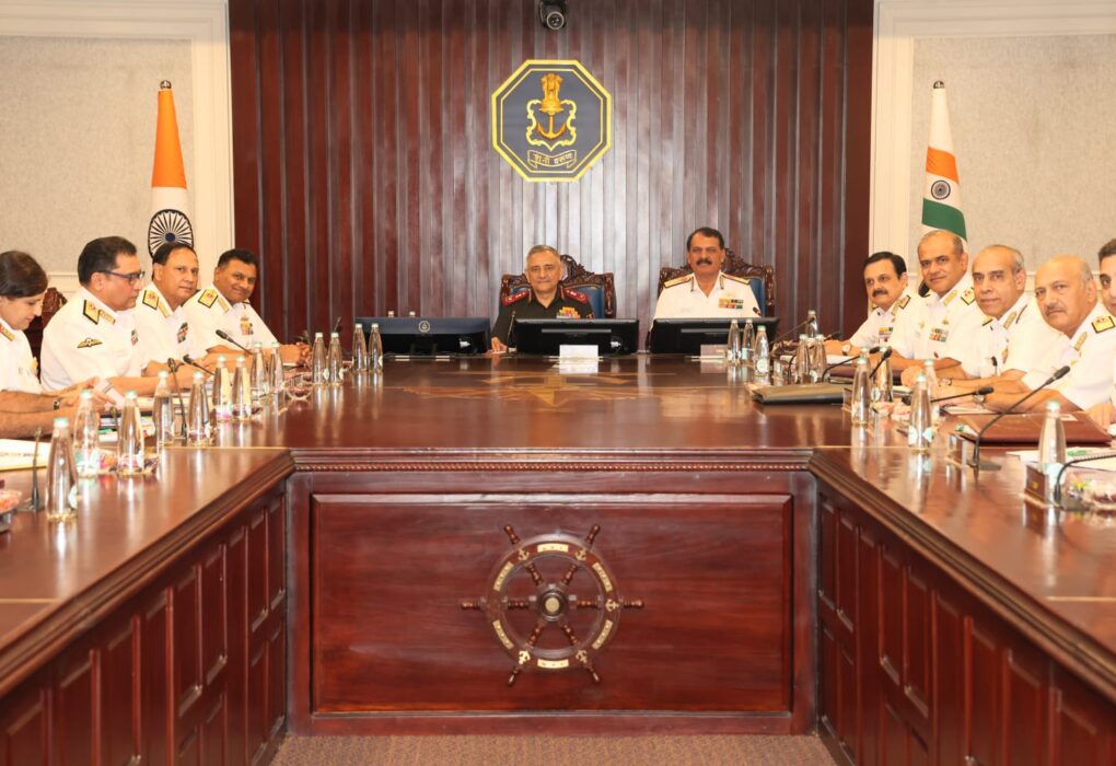 नौसेना भवन में शुरू हुआ पहला कमांडर सम्मेलन, भविष्य की रणनीति पर फोकस