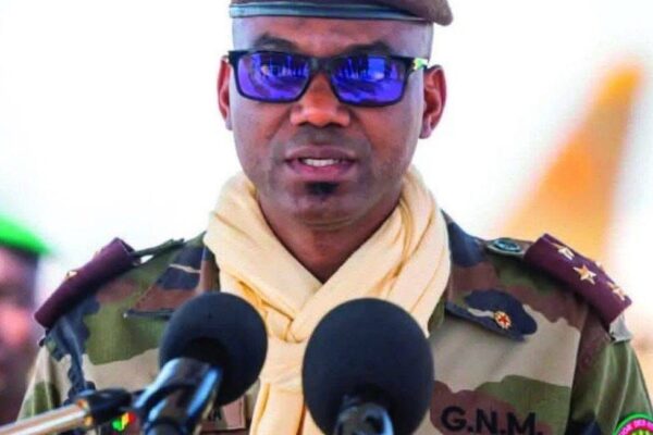 माली में बड़ा आतंकी हमला: रक्षा मंत्री सादियो कैमारा की मौत ने बढ़ाई चिंता