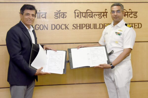 INS Vagir Second Reading Signed: भारतीय नौसेना की सबमरीन ताकत को मिला बड़ा बूस्ट