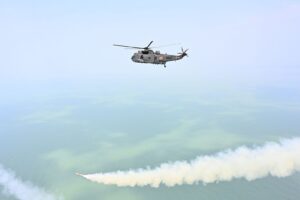 DRDO और Indian Navy ने किया NASM-SR मिसाइल का सफल परीक्षण, समुद्र में बढ़ी भारत की मारक ताकत