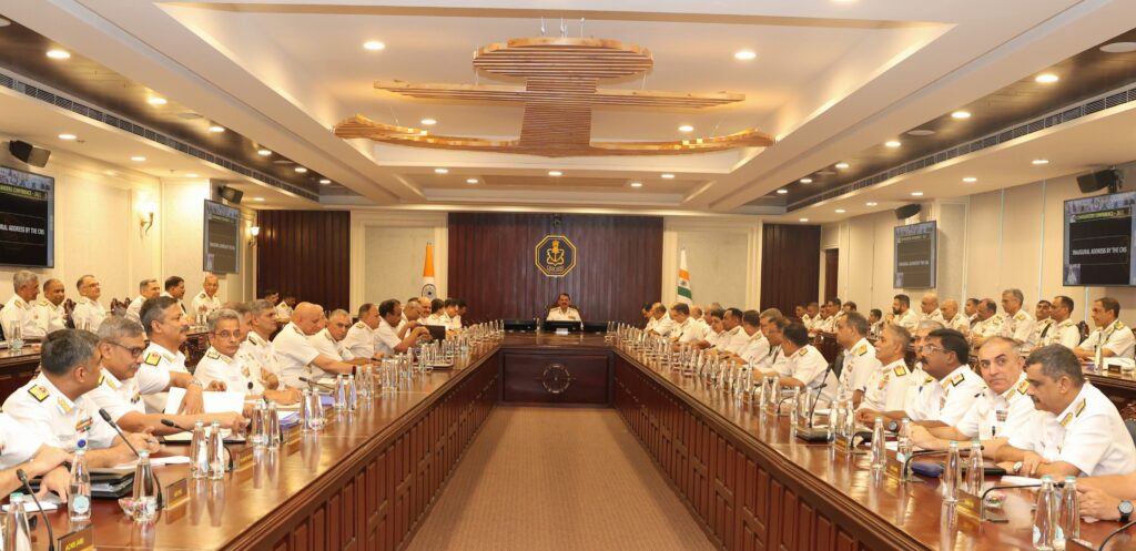 नौसेना भवन में शुरू हुआ पहला कमांडर सम्मेलन, भविष्य की रणनीति पर फोकस