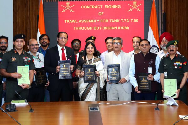 टी-72 और टी-90 टैंकों के लिए 975 करोड़ की बड़ी डील