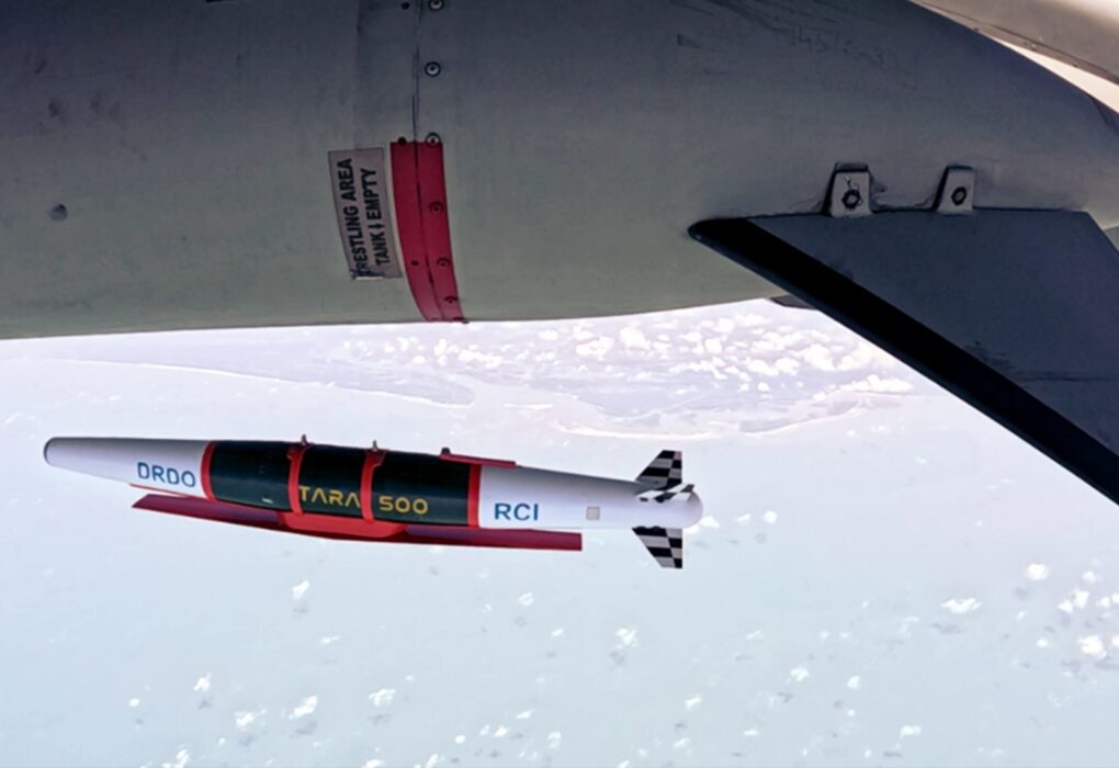 DRDO और IAF ने किया स्वदेशी TARA ग्लाइड हथियार का सफल परीक्षण, बढ़ेगी एयर स्ट्राइक क्षमता
