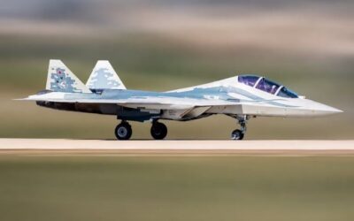 Russia बना रहा है नया ट्विन-सीटर Su-57D स्टील्थ फाइटर, AI ड्रोन कंट्रोल करने की होगी क्षमता