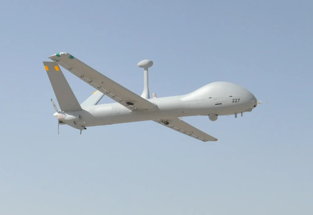 पोरबंदर के पास प्रशिक्षण उड़ान के दौरान क्रैश हुआ भारतीय नौसेना का Drishti-10 UAV, जांच शुरू