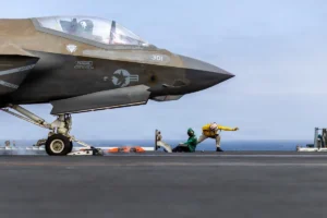 ईरान पर अमेरिका का बड़ा हमला, CENTCOM ने 80 से अधिक सैन्य ठिकानों को बनाया निशाना