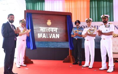 INS Malvan Indian Navy का स्वदेशी Mahe-class Anti-Submarine Warfare Shallow Water Craft करवार में कमीशनिंग के दौरान।
