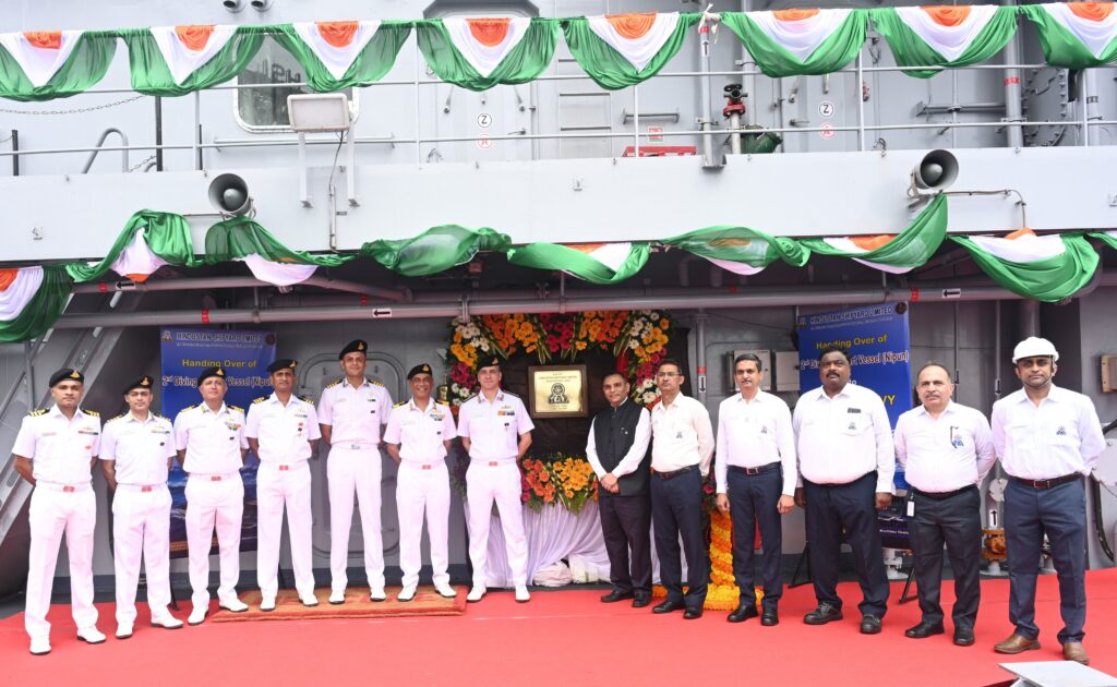 Indian Navy को मिला दूसरा स्वदेशी डाइविंग सपोर्ट वेसल 'निपुण', गहरे समुद्र में रेस्क्यू क्षमता होगी मजबूत