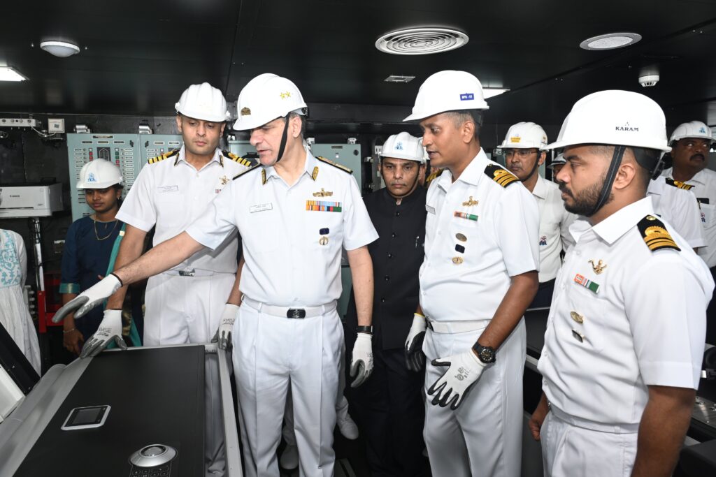 Indian Navy को मिला दूसरा स्वदेशी डाइविंग सपोर्ट वेसल 'निपुण', गहरे समुद्र में रेस्क्यू क्षमता होगी मजबूत