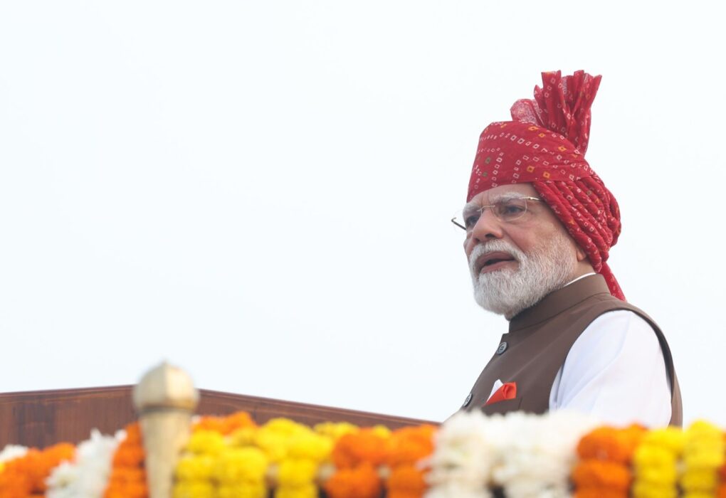 लाल किले से PM Narendra Modi का बड़ा ऐलान: 2047 तक विकसित भारत का लक्ष्य, हाइपरसोनिक डिफेंस टेक्नोलॉजी पर जोर