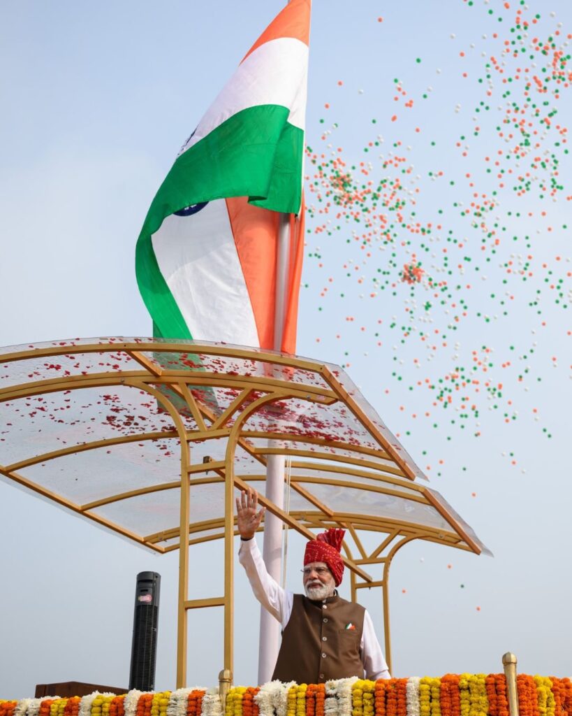 लाल किले से PM Narendra Modi का बड़ा ऐलान: 2047 तक विकसित भारत का लक्ष्य, हाइपरसोनिक डिफेंस टेक्नोलॉजी पर जोर