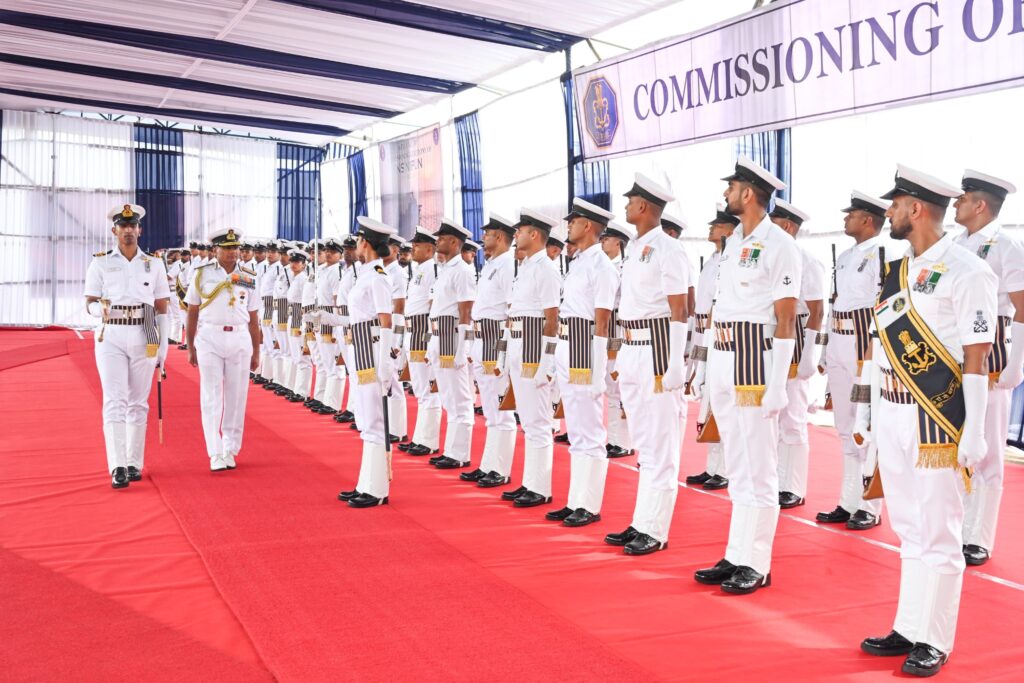 Indian Navy में शामिल हुआ INS Nipun, गहरे समुद्र में गोताखोरी और पनडुब्बी बचाव क्षमता होगी मजबूत