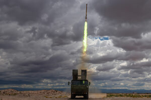 Lockheed Martin ने HIMARS से JR3 ट्रेनिंग रॉकेट का दूसरा सफल परीक्षण किया, 24 रॉकेट वाले लॉन्च पॉड की खासियत