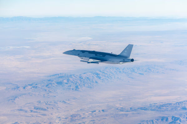 US Air Force को मिले पहले 2 Collaborative Combat Aircraft, FQ-42 और FQ-44 की ऑपरेशनल टेस्टिंग शुरू