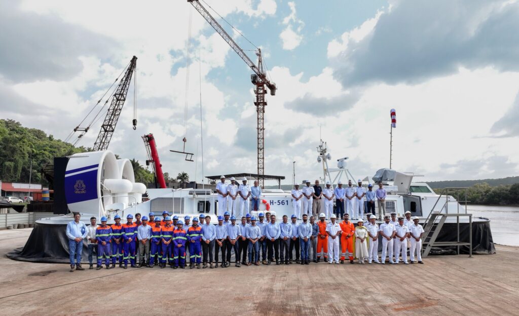 Indian Coast Guard में शामिल हुआ ACV H-561