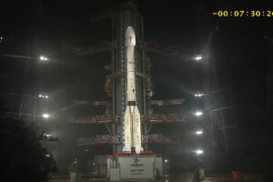 GSLV-F17 मिशन सफल, EOS-05 सैटेलाइट तय कक्षा में पहुंचा; PM मोदी ने ISRO को दी बधाई