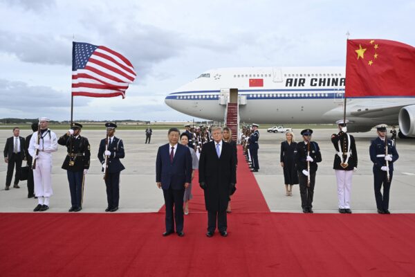 वॉशिंगटन पहुंचे Xi Jinping, ट्रंप और मेलानिया ने किया चीन के राष्ट्रपति का स्वागत