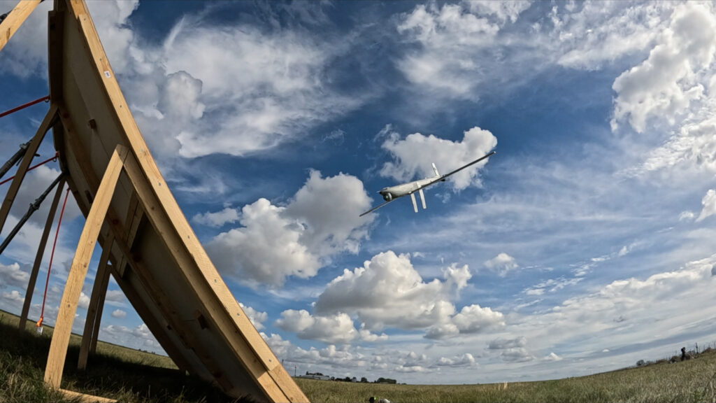 Diehl Defence और Elbit Systems ने SkyStriker की 80 किमी ‘हैंड-ओवर’ क्षमता का सफल प्रदर्शन