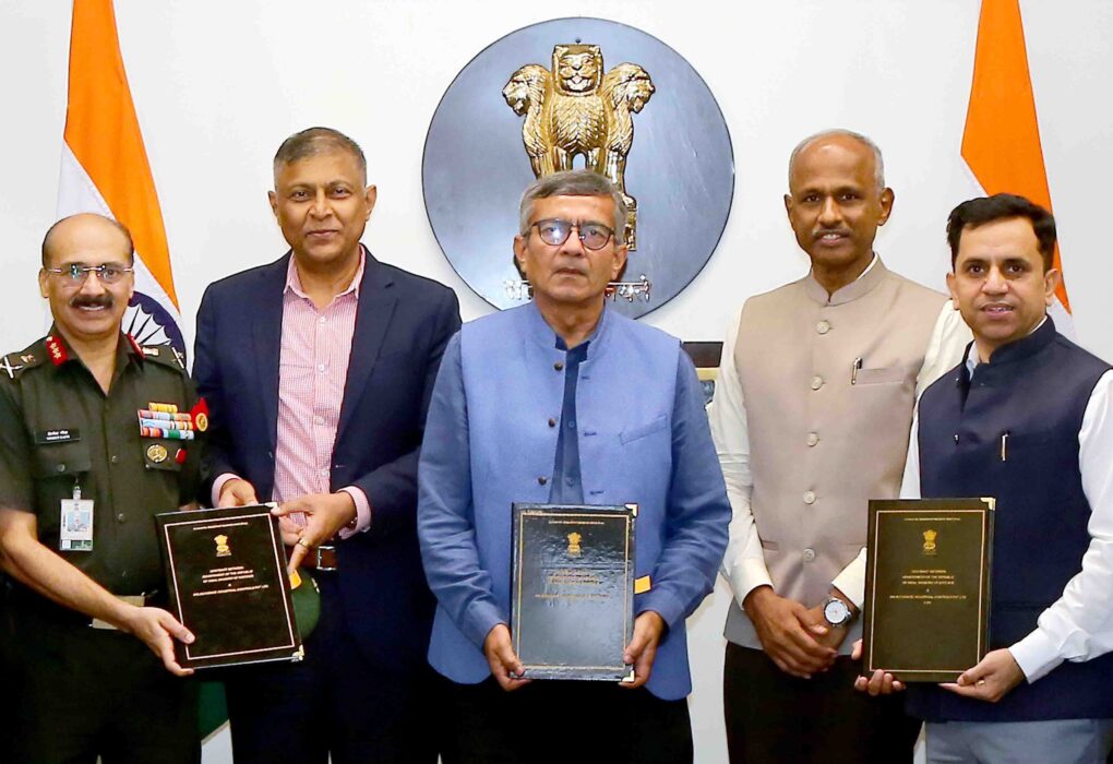 टी-72 और टी-90 टैंकों के लिए 586 करोड़ रुपये की स्वदेशी APU खरीद, रक्षा मंत्रालय ने किया अनुबंध
