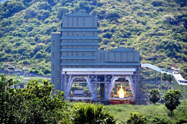 ISRO की बड़ी कामयाबी, SE-2000 इंजन का पहली बार 200 टन थ्रस्ट पर सफल हॉट-फायर टेस्ट