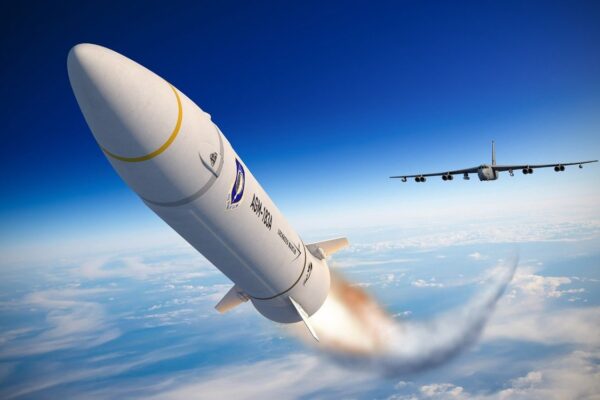 अमेरिका ने ARRW Hypersonic Missile उत्पादन के लिए Lockheed Martin को दिया 694 मिलियन डॉलर का ठेका