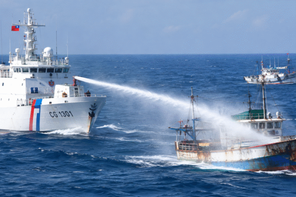 Dongsha के पास दो चीनी मछली पकड़ने वाली नावों को Taiwan Coast Guard ने खदेड़ा, एक पर वाटर कैनन का इस्तेमाल