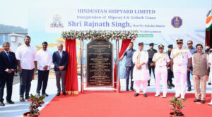 Rajnath Singh ने एचएसएल में भारत का पहला स्वदेशी Fleet Support Ship लॉन्च किया, FSS-5 की रखी नींव